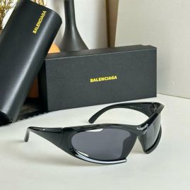 Picture of Balenciga Sunglasses _SKUfw55405889fw